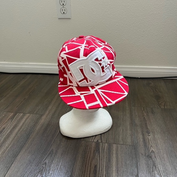 DC Geometric Red and White Cap - Picture 1 of 10
